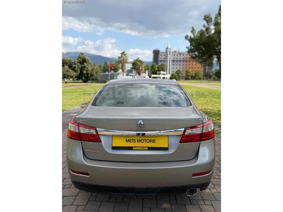 2011 MODEL 233000KM DİZEL RENAULT LATITUDE