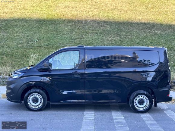 GALERİ 25'DEN 2024 MODEL FORD CUSTOM 320 S TREND FATURALI