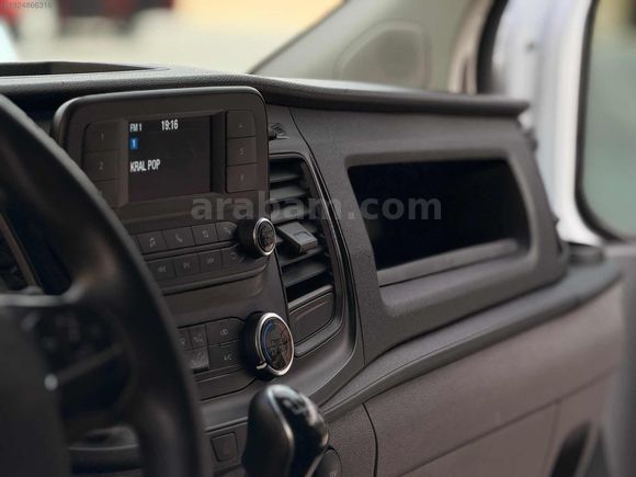 TRANSİT CUSTOM 70 binde CAMLI VAN HATASIZ
