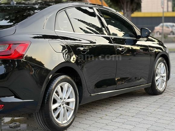 2017 ÇIKIŞLI RENAULT MEGANE TOUCH 1.2 Tce (130 HP) OTOMATİK