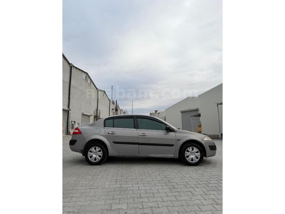 Sahibinden Renault Megane 1.6 Authentique 2004 Model
