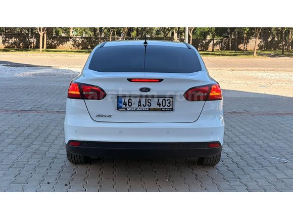 2015 Ford Focus  otomatik 1.5 TDCi 189 binde Trend X