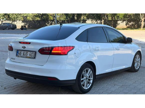 2015 Ford Focus  otomatik 1.5 TDCi 189 binde Trend X