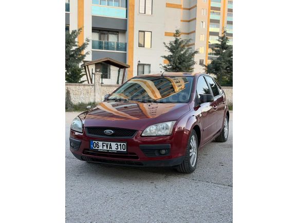 Sahibinden Ford Focus 1.6 Ghia 2005 Model