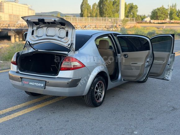 2009 MODEL EXPRESSİON OTOMATİK EMSALSİZ TEMİZLİKTE