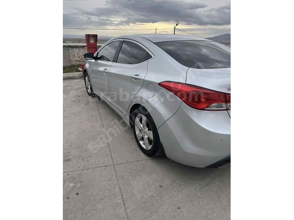 Sahibinden Hyundai Elantra 1.6 D-CVVT Prime Plus 2011 Model   181000
