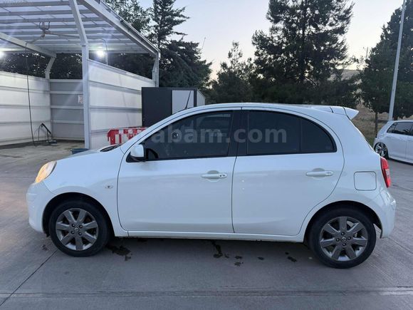 NİSSAN MİCRA 75 BİNDE CAM TAVANLI PLATİNUM EN DOLUSU