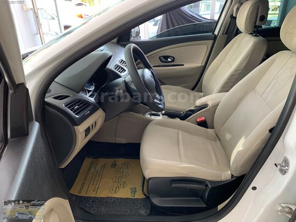 OTOMATİK VİTES 2012 MEGANE 3 EXPRESİON 1.5 DCİ/DİG.KLİMA/HIZ.SAB