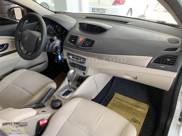 OTOMATİK VİTES 2012 MEGANE 3 EXPRESİON 1.5 DCİ/DİG.KLİMA/HIZ.SAB
