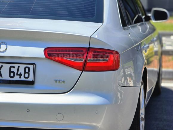 2012 MODEL AUDİ A4 2.0 TDİ 177 LİK DEĞİŞENSİZ ÇOK TEMİZ