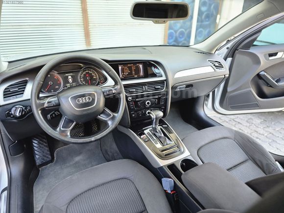 2012 MODEL AUDİ A4 2.0 TDİ 177 LİK DEĞİŞENSİZ ÇOK TEMİZ