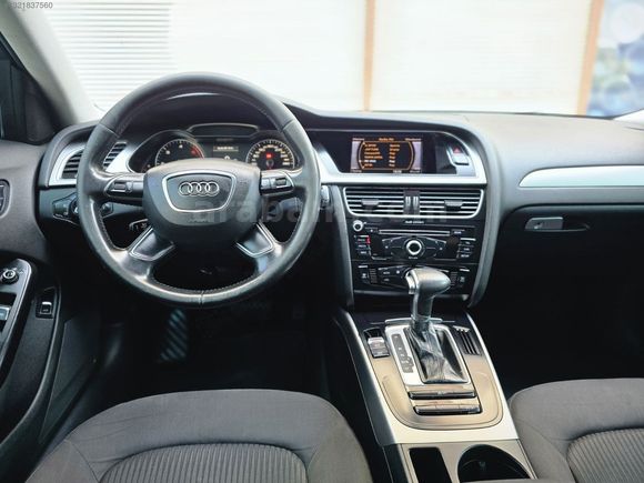 2012 MODEL AUDİ A4 2.0 TDİ 177 LİK DEĞİŞENSİZ ÇOK TEMİZ