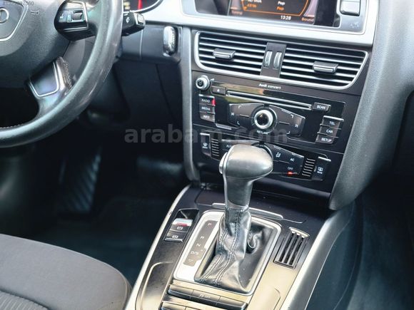 2012 MODEL AUDİ A4 2.0 TDİ 177 LİK DEĞİŞENSİZ ÇOK TEMİZ