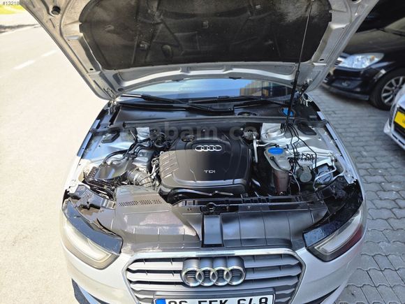 2012 MODEL AUDİ A4 2.0 TDİ 177 LİK DEĞİŞENSİZ ÇOK TEMİZ