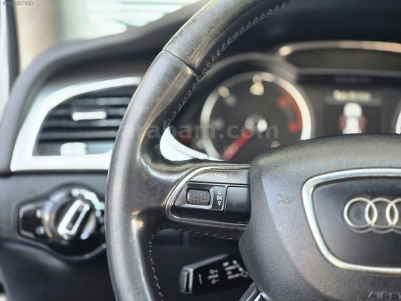 2012 MODEL AUDİ A4 2.0 TDİ 177 LİK DEĞİŞENSİZ ÇOK TEMİZ