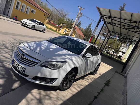 Sahibinden Opel Insignia 2.0 CDTI Edition Elegance 2013 Model 