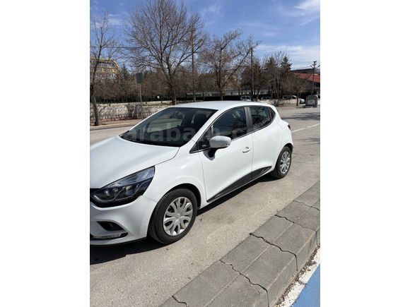 Sahibinden Renault Clio 0.9 TCe Touch 2020 Model 