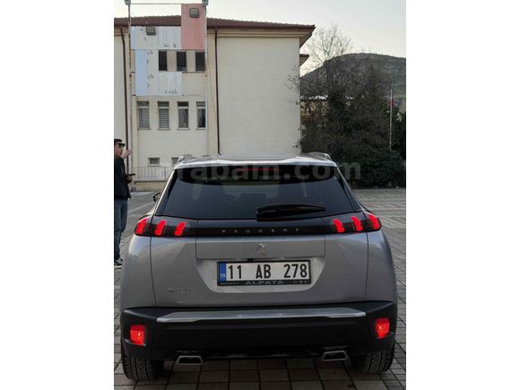 Sahibinden Peugeot 2008 1.2 PureTech Allure 2020 Model 