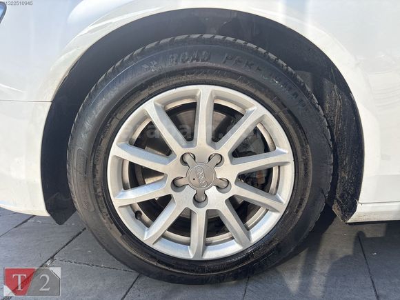 **K.K 12 AY TAKSİT İMKANI** TEKBAŞ MALTEPE'DEN AUDI A4