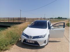 Sahibinden Toyota Auris 1.4 D-4D Advance Skypack 2013 Model
