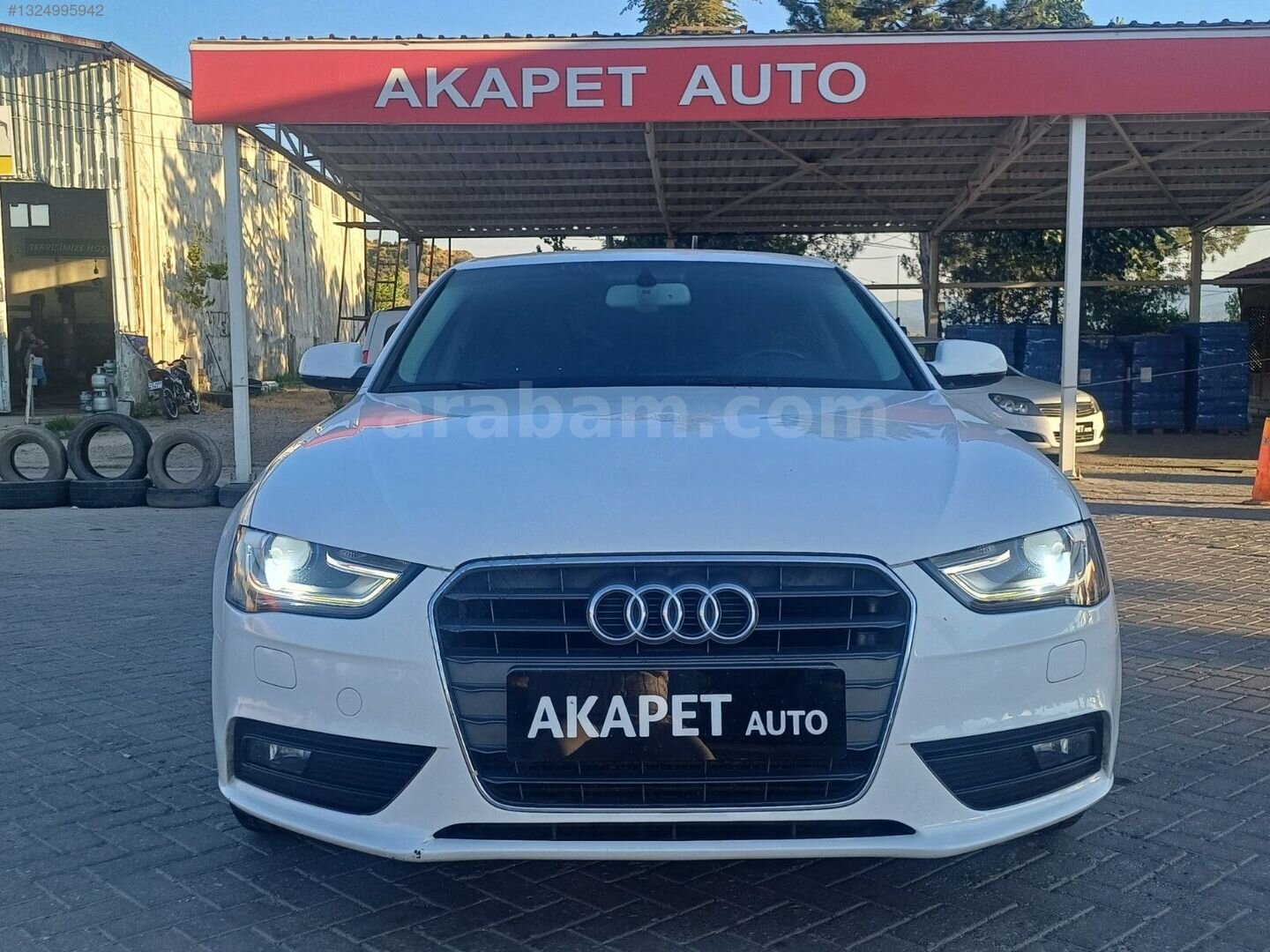 Galeriden Audi A4 Sedan 2.0 TDI 2014 Model Kütahya 176.000 km Beyaz 2