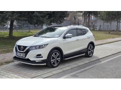 Sahibinden Nissan Qashqai 1.3 DIG-T Sky Pack Plus 2021 Model Malatya 82.000 km Beyaz
