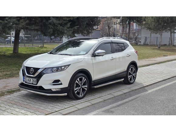Sahibinden Nissan Qashqai 1.3 DIG-T Sky Pack Plus 2021 Model Malatya 82.000 km Beyaz