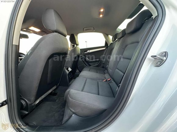 AUDİ A4 SEDAN 2.0 TDI MULTİTRONİC BOYASIZ DEĞİŞENSİZ