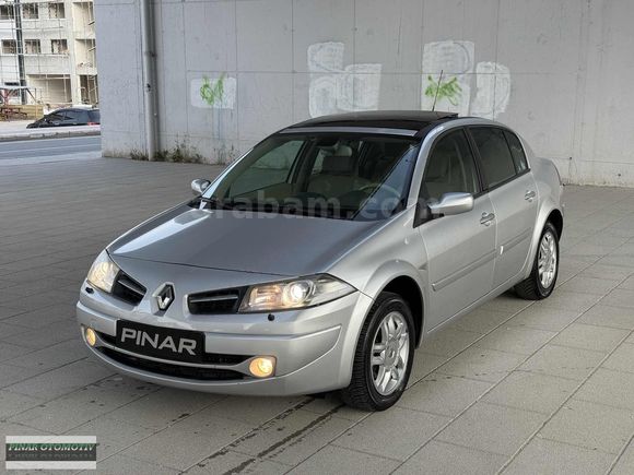 İLK EL HATASIZ MEGANE 1.6 PRİVİLEGE CAM TAVAN 121.000 KM