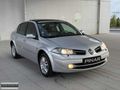 İLK EL HATASIZ MEGANE 1.6 PRİVİLEGE CAM TAVAN 121.000 KM