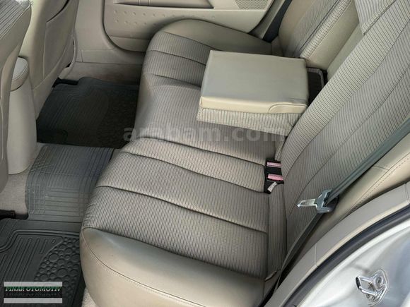 İLK EL HATASIZ MEGANE 1.6 PRİVİLEGE CAM TAVAN 121.000 KM