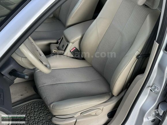 İLK EL HATASIZ MEGANE 1.6 PRİVİLEGE CAM TAVAN 121.000 KM