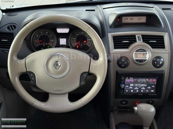 İLK EL HATASIZ MEGANE 1.6 PRİVİLEGE CAM TAVAN 121.000 KM