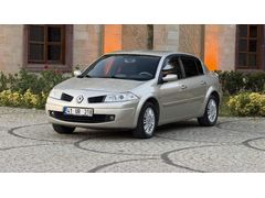 2008 MEGAN 1.6 16 V OTOMATİK 248.000 KM 3 PARÇA BOYALI