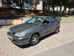 SATILIK 1998 RENAULT MEGANE