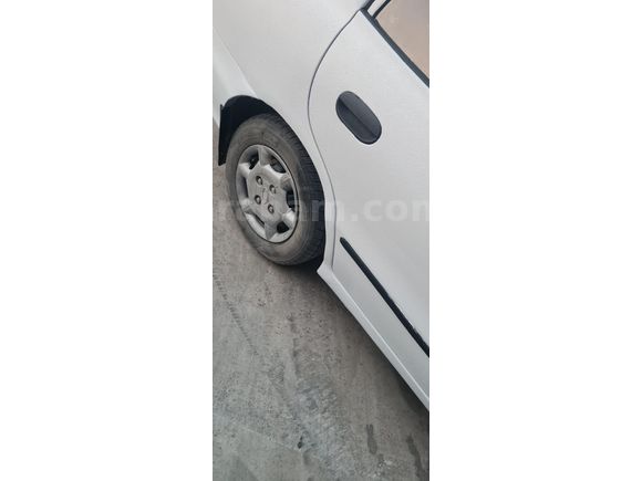 Sahibinden Hyundai Accent 1.3 LS 1998 Model Sivas