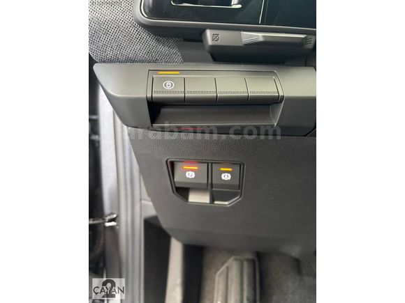 Renault Tarsus renew Megane E-Tech Techno EV60