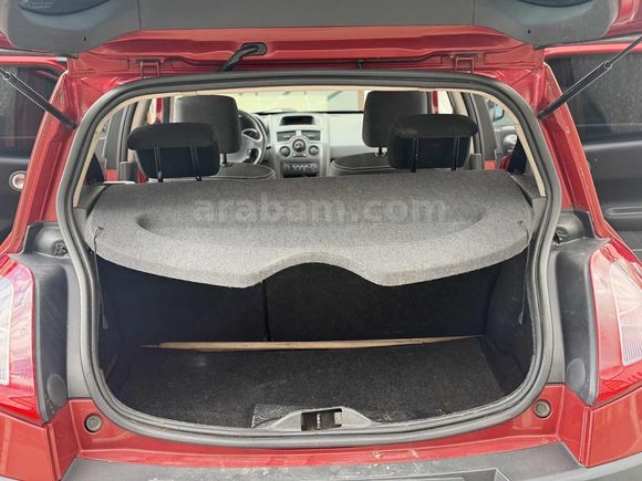 ARMES AUTO'DAN DEĞİŞENSİZ MEGANE