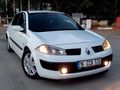 AKGÜN'den 2006 MDL DEĞİŞENSİZ HASAR KAYITSIZ HIZ SABİTLEYİCİLİ