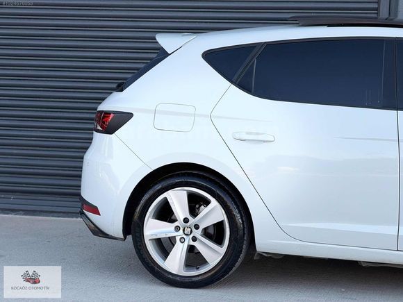 KOCAÖZ'DEN 2016 LEON 1.4 TSİ FR CAM TAVANLI 154 BİNDE