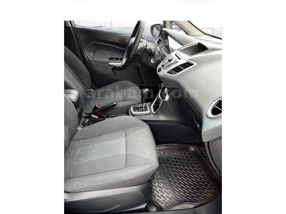 Sahibinden Ford Fiesta 1.4 Titanium 2009 Model 