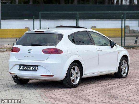 REİS BEY'DEN SUNROOFLU SEAT LEON