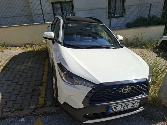 Sahibinden Toyota Corolla Cross 1.8 Hybrid Flame X-Pack 2025 Model 