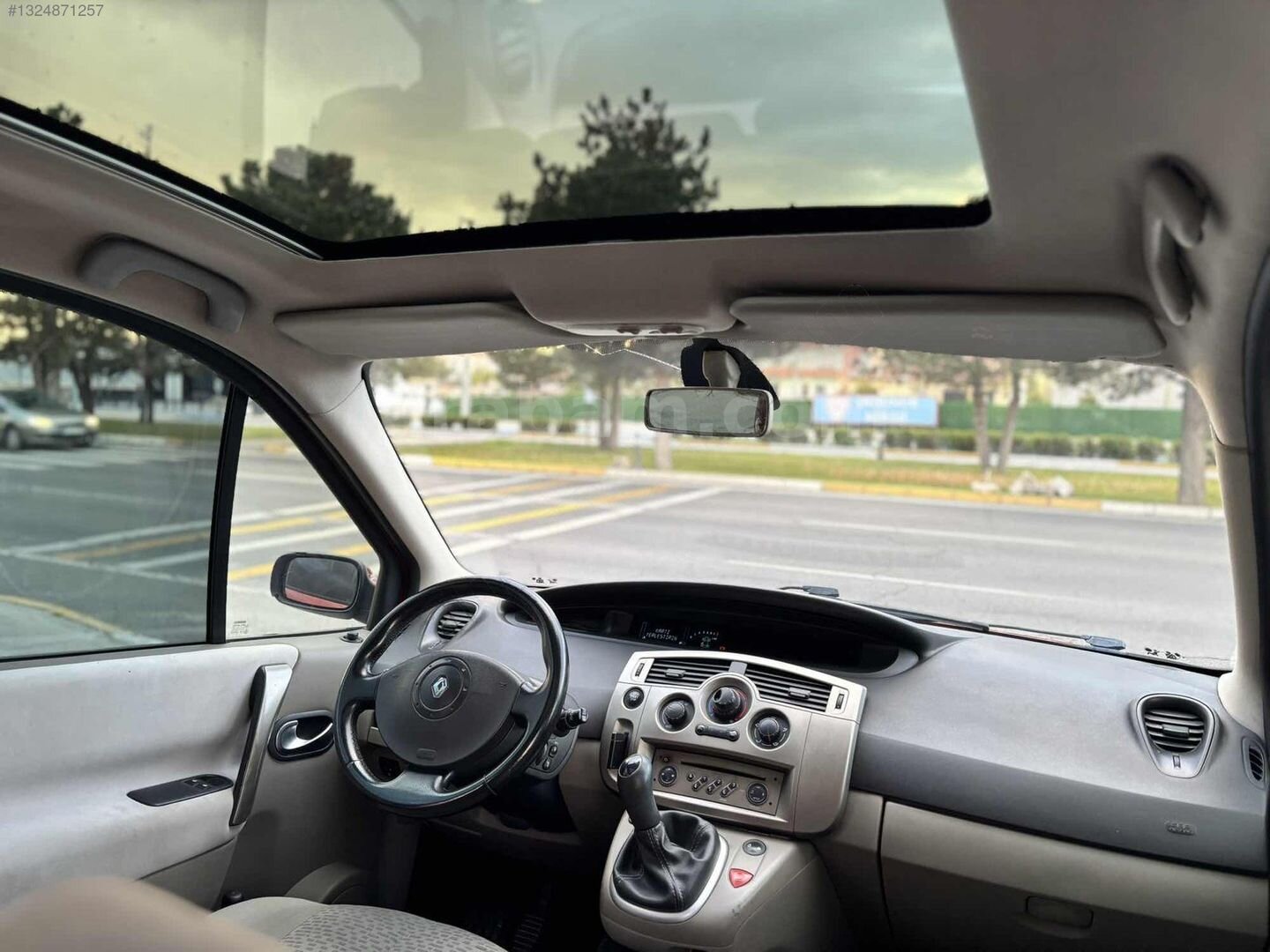 Galeriden Renault Scenic 1.6 Privilege 2007 Model Niğde 230.000 km Bordo 4