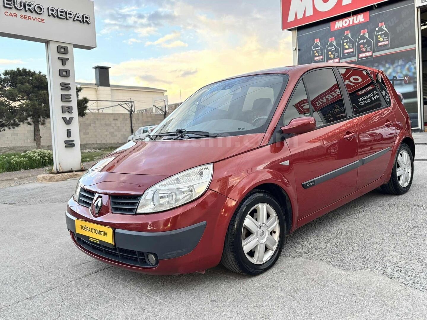 Galeriden Renault Scenic 1.6 Privilege 2007 Model Niğde 230.000 km Bordo 1