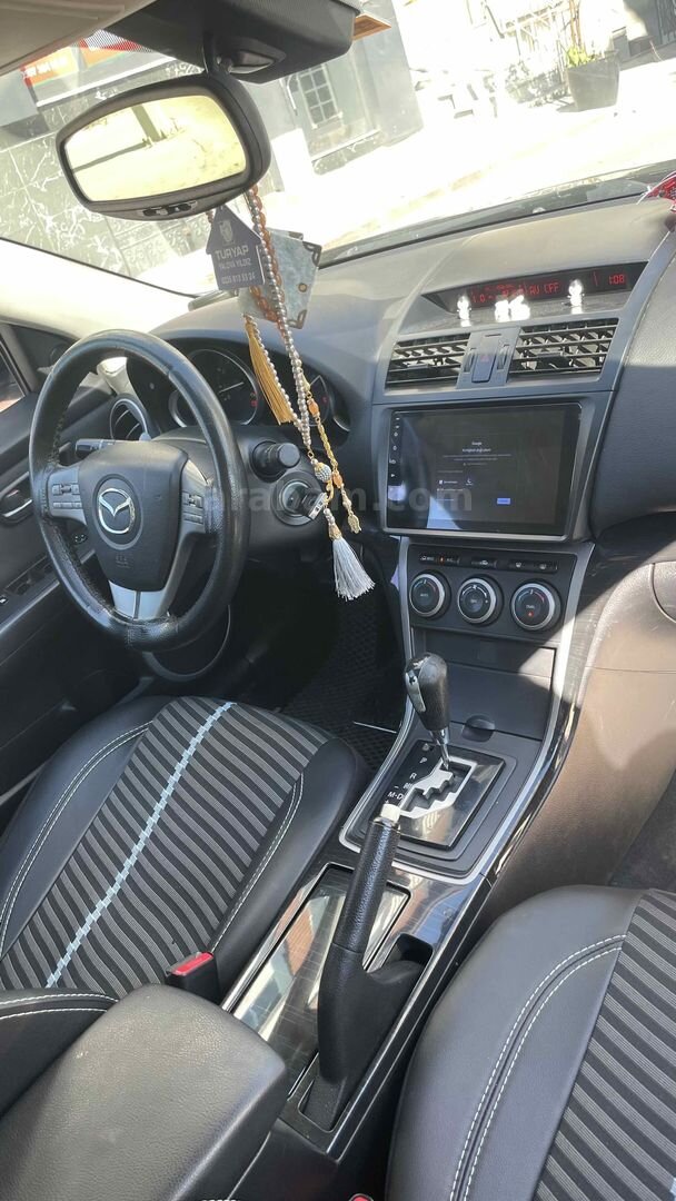 Sahibinden Mazda 6 2.0 Dynamic 2010 Model 6