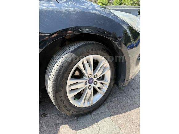 Sahibinden Ford Focus 1.6 Ti-VCT Style 2012 Model 