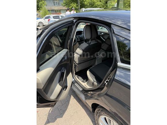 Sahibinden Ford Focus 1.6 Ti-VCT Style 2012 Model 