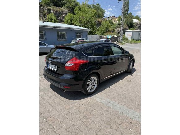 Sahibinden Ford Focus 1.6 Ti-VCT Style 2012 Model 