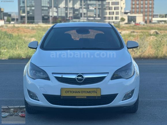 ASTRA 2011 MODEL 1.4 T SPORT KAPUT-TAVAN-BAGAJ BOYASIZ 197BİN Km